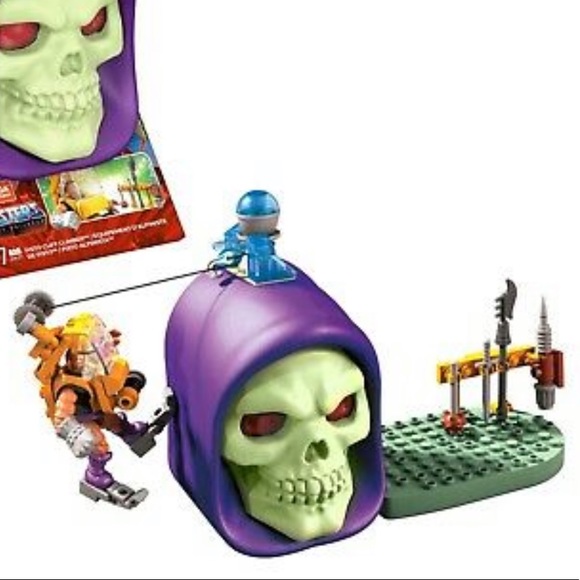 Mega Construx Masters Of The Universe Glow in the Dark Skeletor Head Fisto - Picture 9 of 9